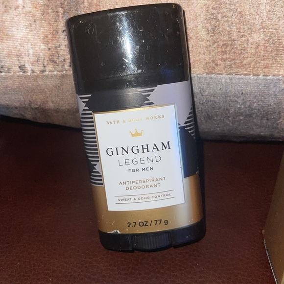 Victoria’s Secret Men’s Gingham Legend - Picture 3 of 4